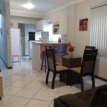 Aconchegante Apartamento Pé na Areia na Praia de Ingleses Florianópolis Extérieur photo